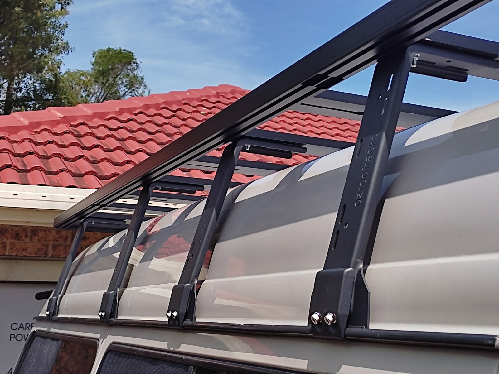 6x OZ310 Tradesman Roof Platform 1330x3100MM for Hiace 100 and Hiace 200 Series